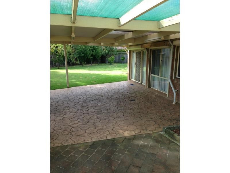 4 Topaz Place, Narre Warren VIC 3805