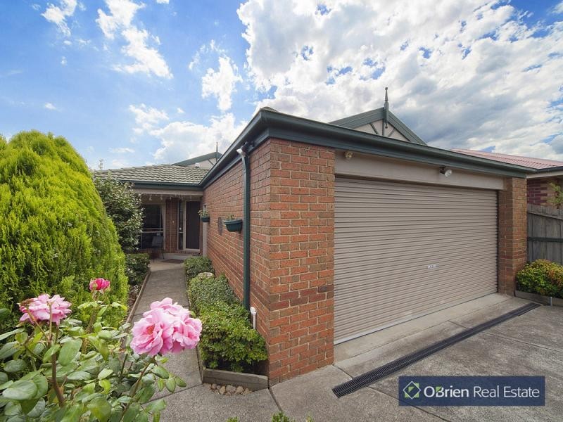 11 Spencer Court, Berwick VIC 3806
