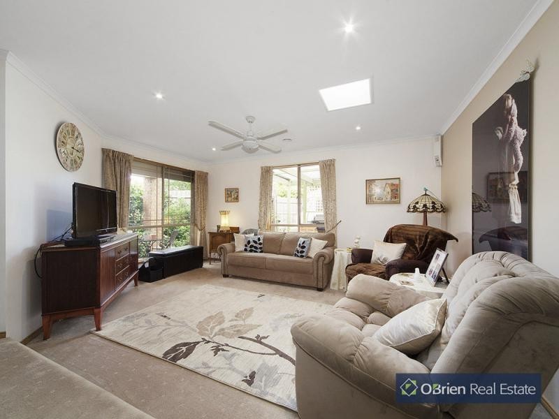 11 Spencer Court, Berwick VIC 3806