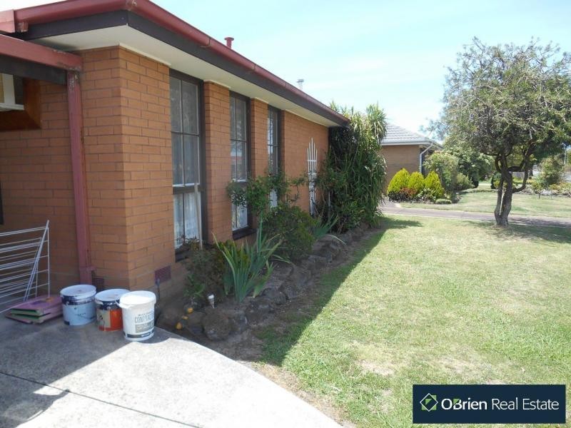 34 Summerlea Road, Narre Warren VIC 3805