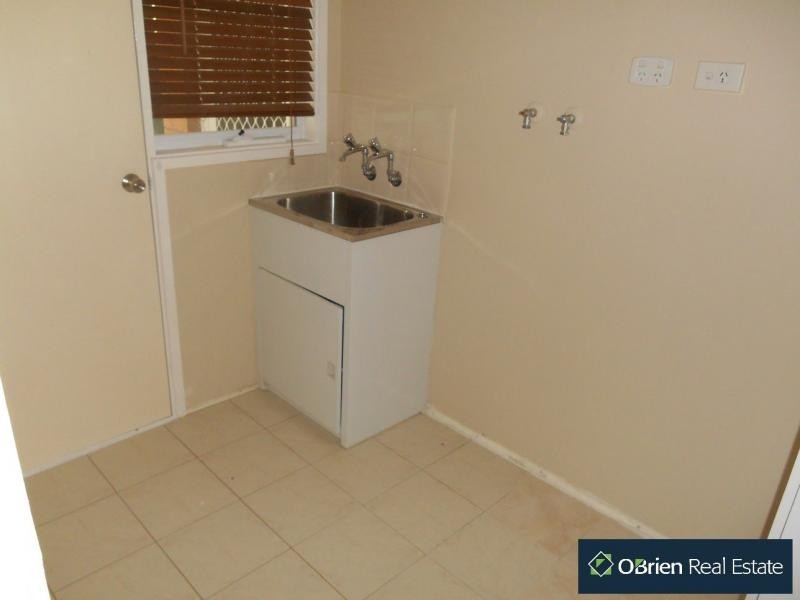 34 Summerlea Road, Narre Warren VIC 3805