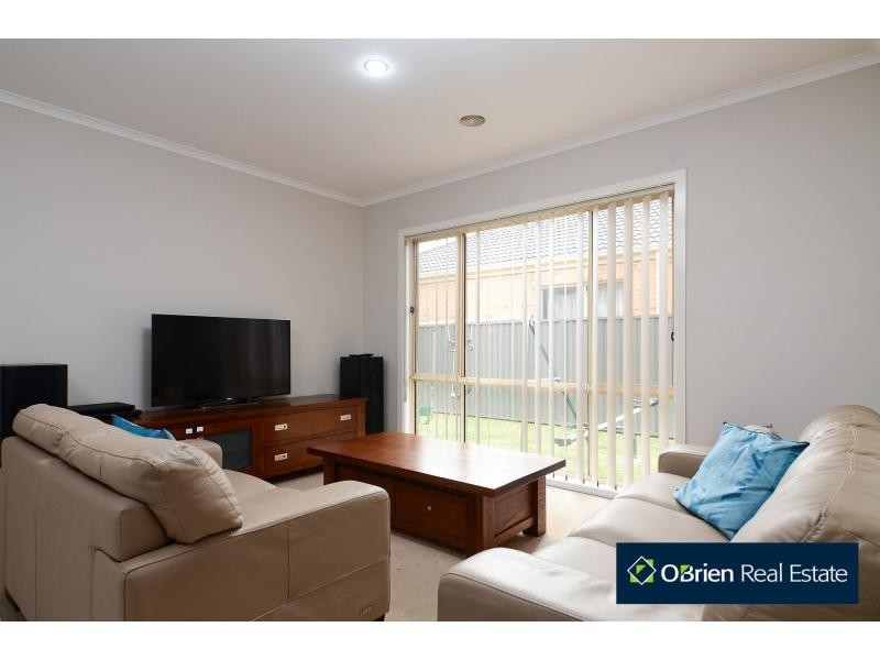 29 Everly Circuit, Pakenham VIC 3810