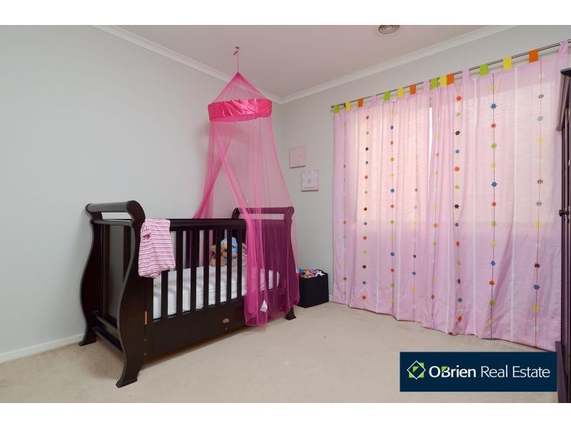 29 Everly Circuit, Pakenham VIC 3810