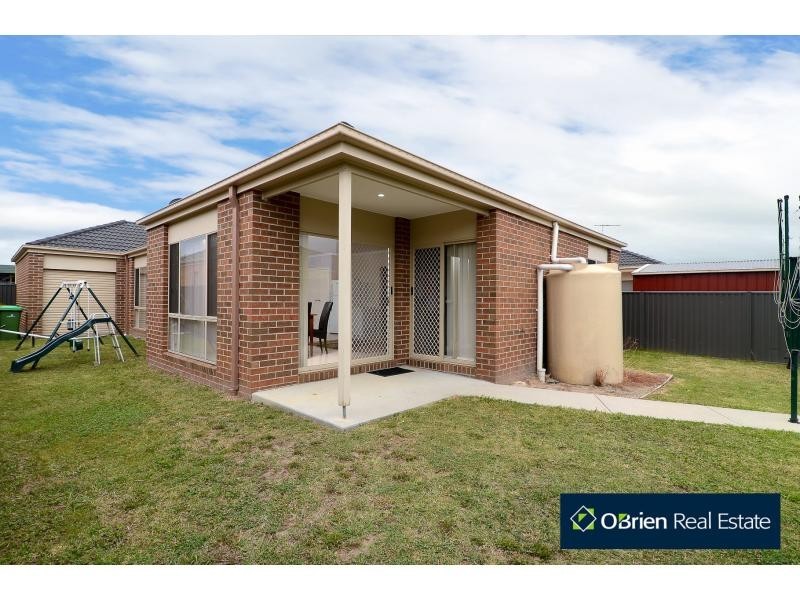 29 Everly Circuit, Pakenham VIC 3810