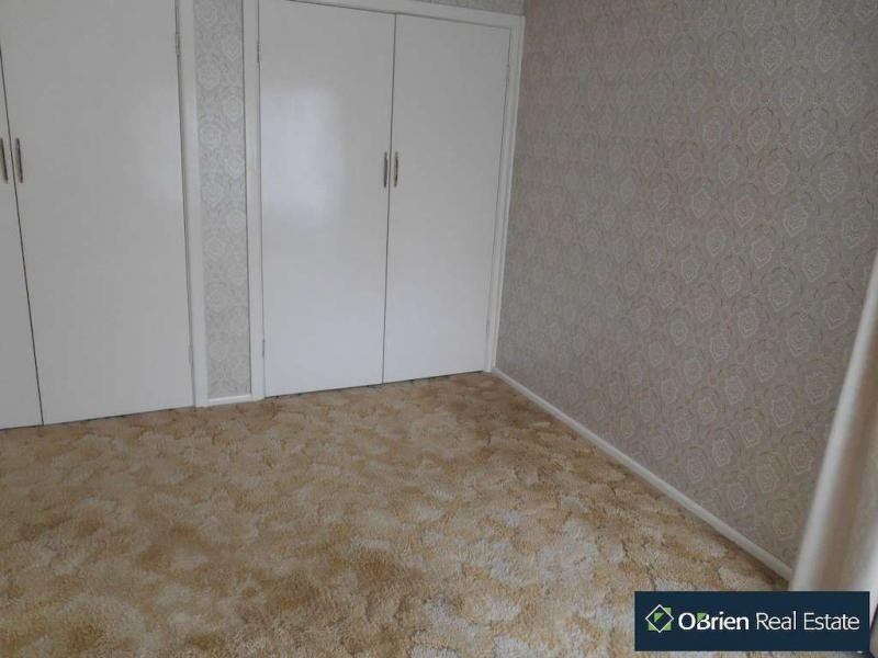 8 Kent Road, Narre Warren VIC 3805