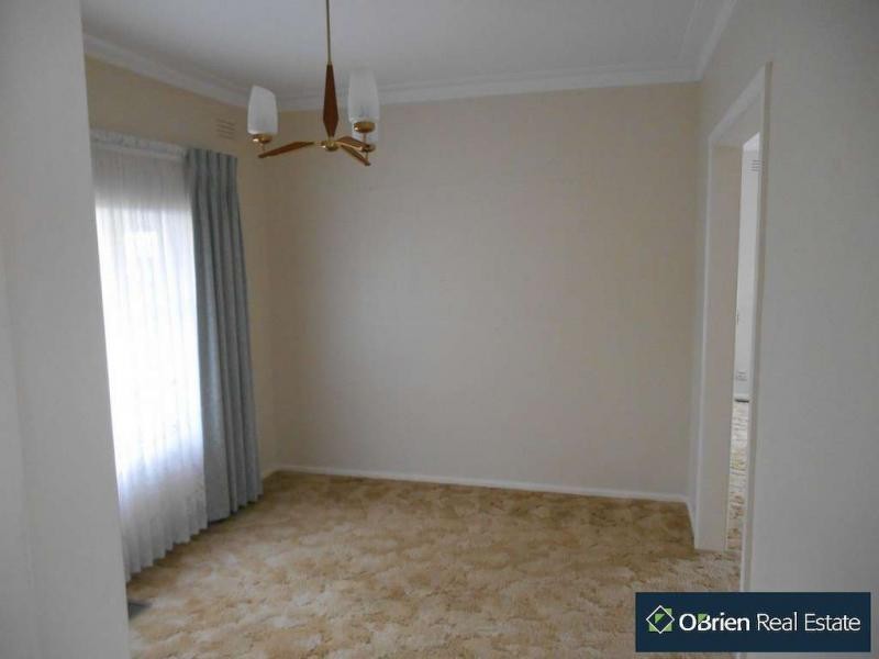 8 Kent Road, Narre Warren VIC 3805