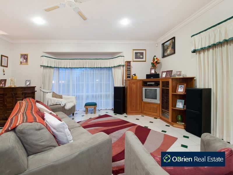 5 Laurus Court, Narre Warren VIC 3805