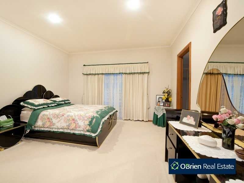 5 Laurus Court, Narre Warren VIC 3805