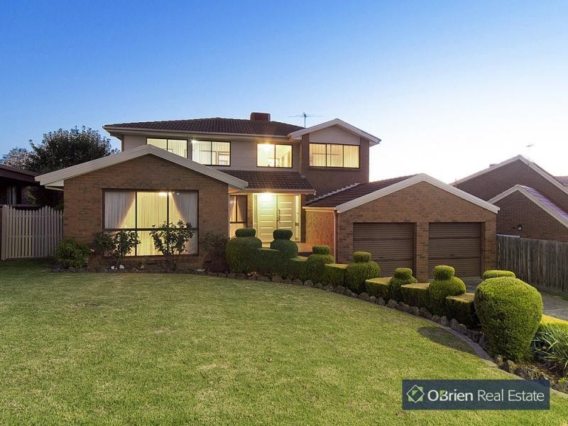 16 Hensley Court, Endeavour Hills VIC 3802