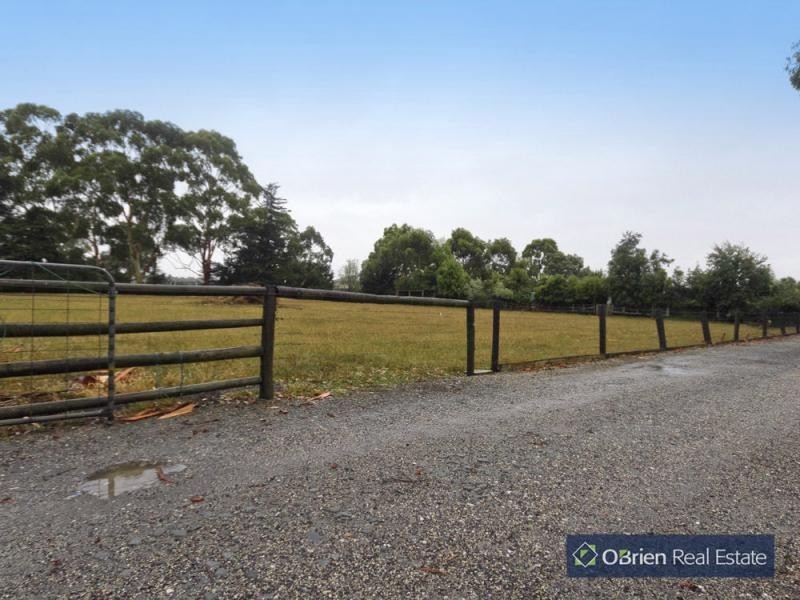 285 Berwick Cranbourne Road, Cranbourne VIC 3977