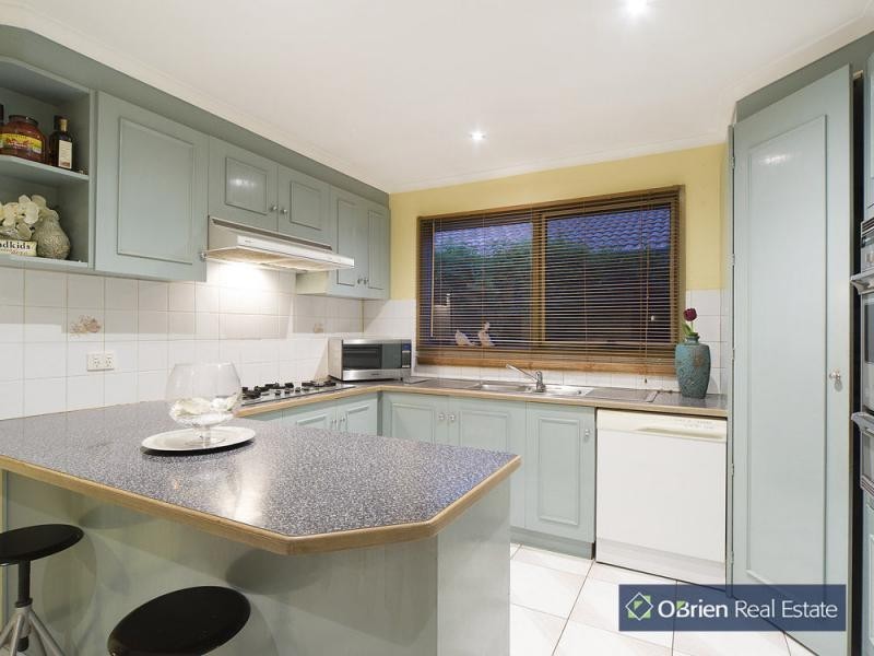 14 Preston Court, Endeavour Hills VIC 3802