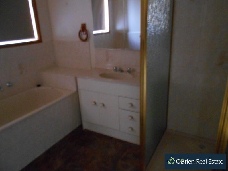 3 Monterey Court, Narre Warren VIC 3805