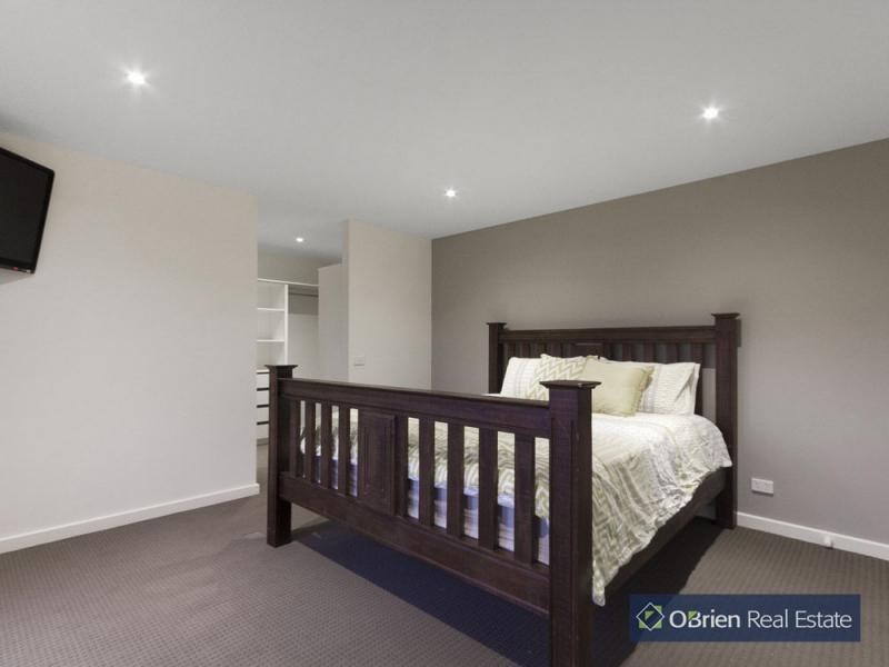 44 Fishermans Drive, Blind Bight VIC 3980