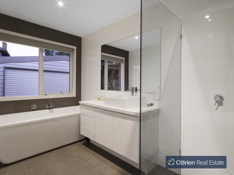 44 Fishermans Drive, Blind Bight VIC 3980