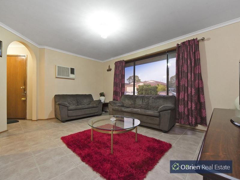 7 Carly Close, Narre Warren South VIC 3805