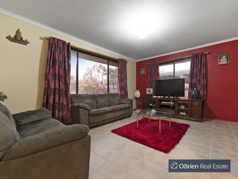 7 Carly Close, Narre Warren South VIC 3805