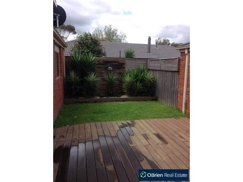 1/10 Peryman Street, Pearcedale VIC 3912
