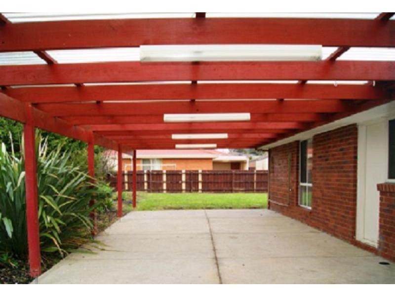 11 Cobblestone Avenue, Narre Warren South VIC 3805