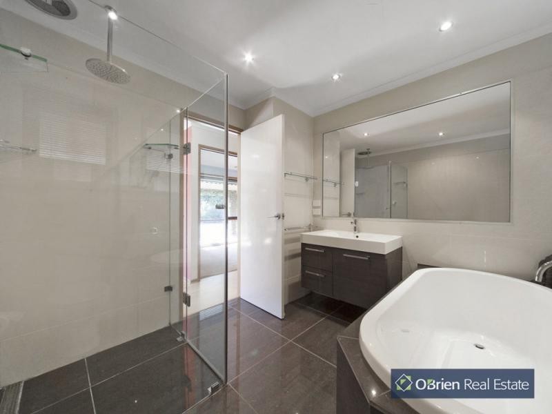 24 Feltham Street, Pearcedale VIC 3912