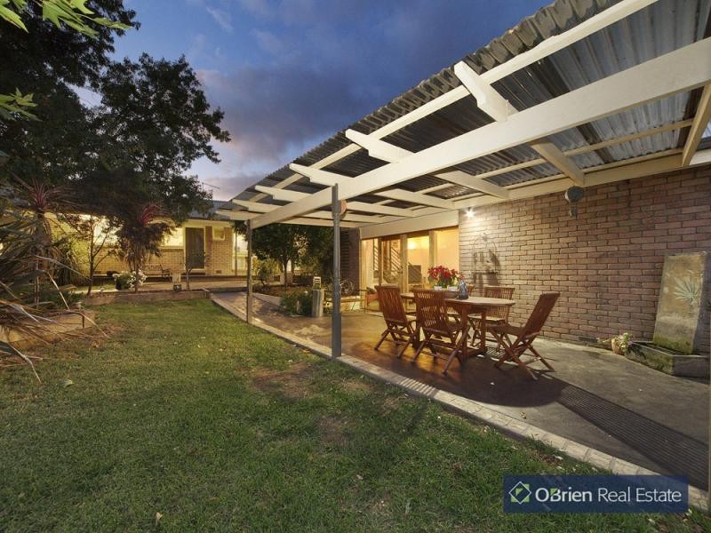 162 Craig Road, Devon Meadows VIC 3977