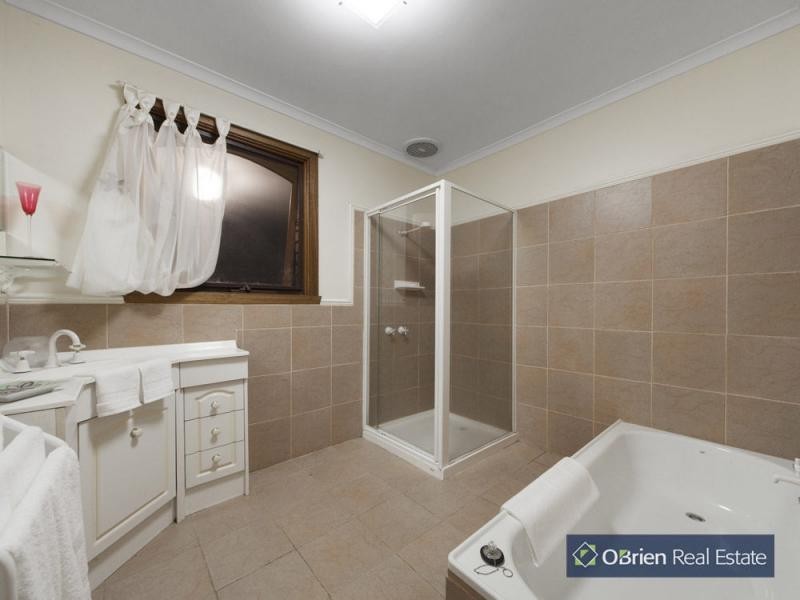 162 Craig Road, Devon Meadows VIC 3977