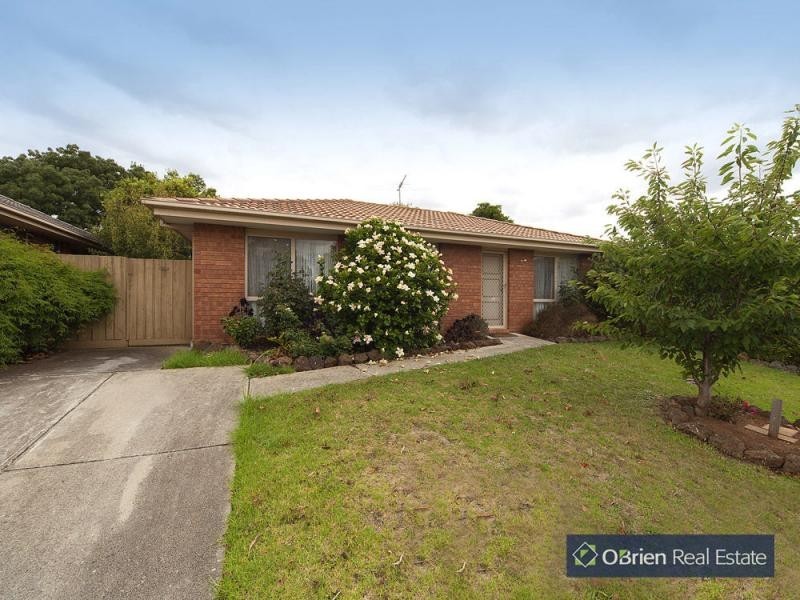 14 Cumberland Chase, Hampton Park VIC 3976