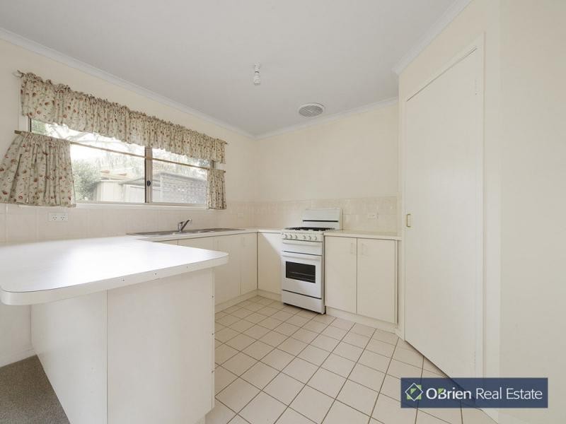 14 Cumberland Chase, Hampton Park VIC 3976