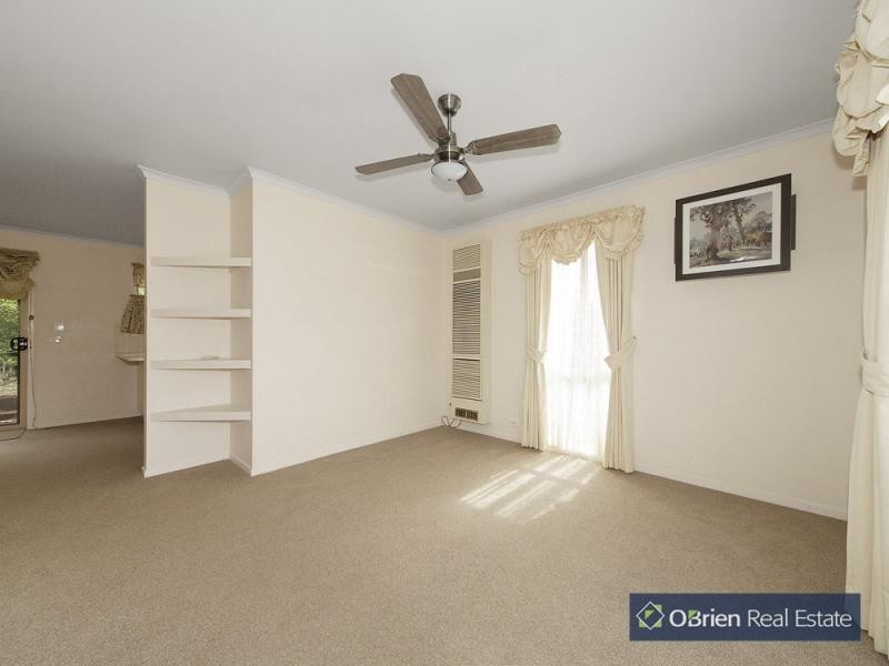 14 Cumberland Chase, Hampton Park VIC 3976