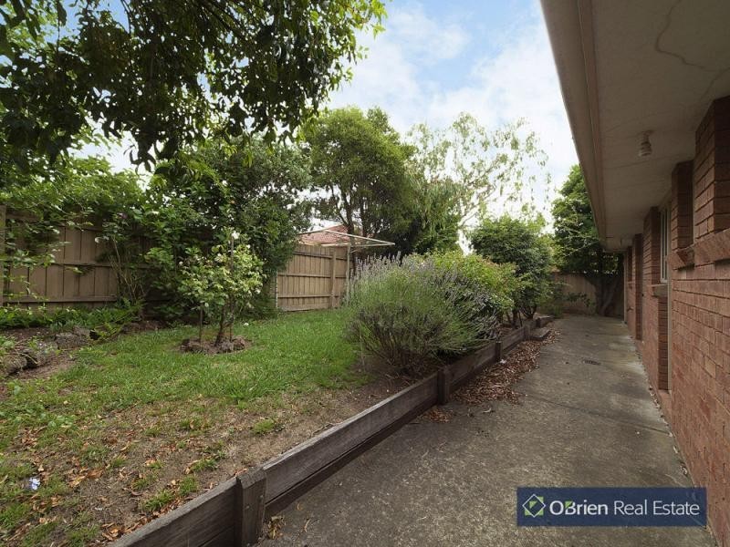 14 Cumberland Chase, Hampton Park VIC 3976