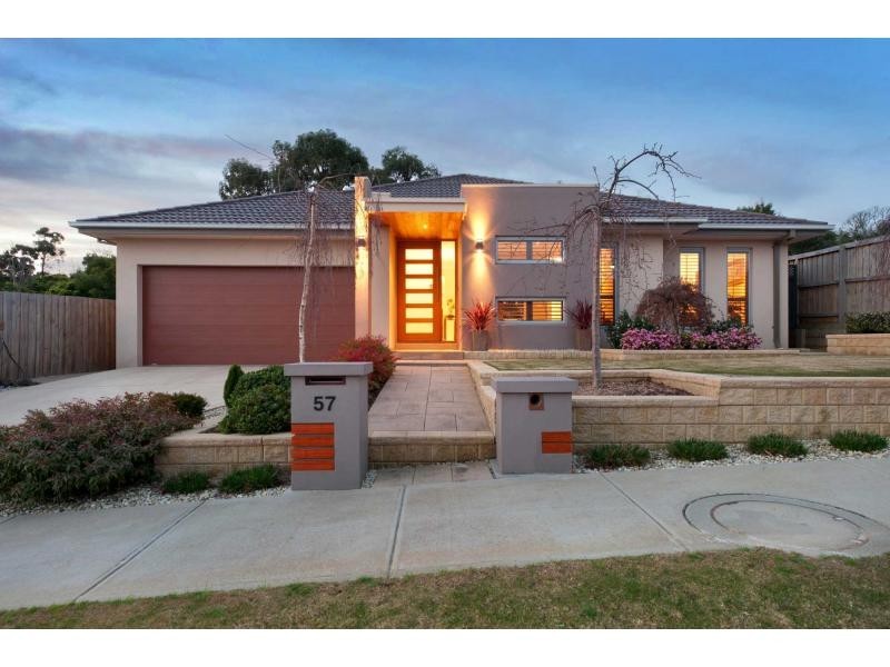 57 Cambridge Drive, Berwick VIC 3806