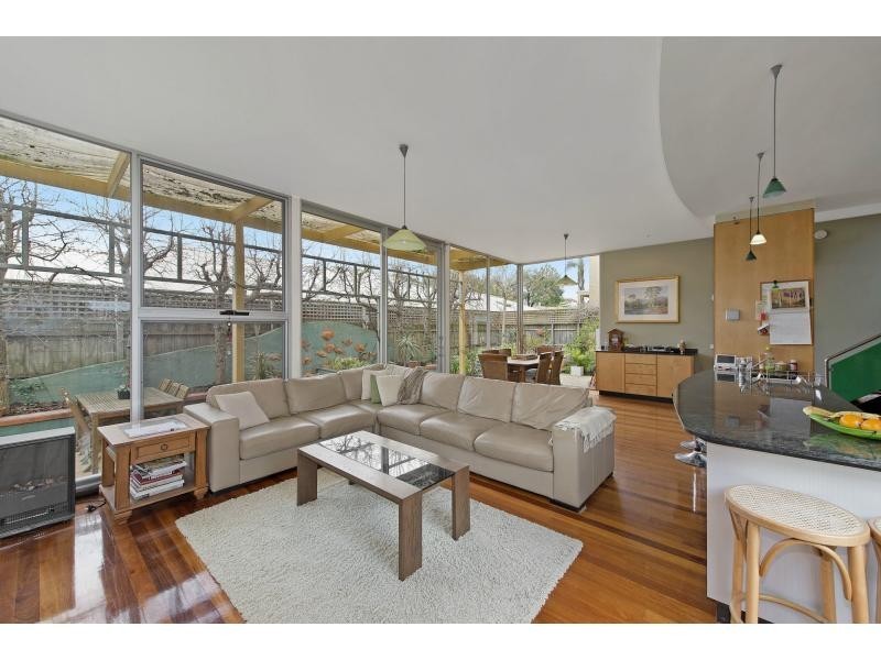 1/10 Bay Street, Mordialloc VIC 3195