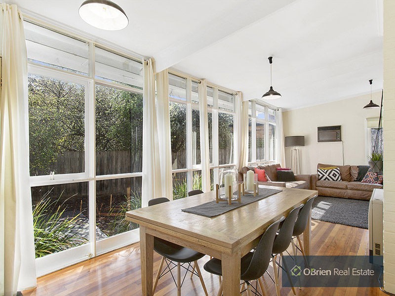 9 Teague Avenue, Mentone VIC 3194
