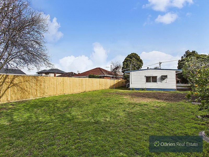 9 Teague Avenue, Mentone VIC 3194