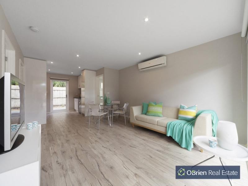 2/61 Bear Street, Mordialloc VIC 3195