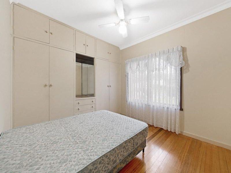 11 Belle Crescent, Mordialloc VIC 3195