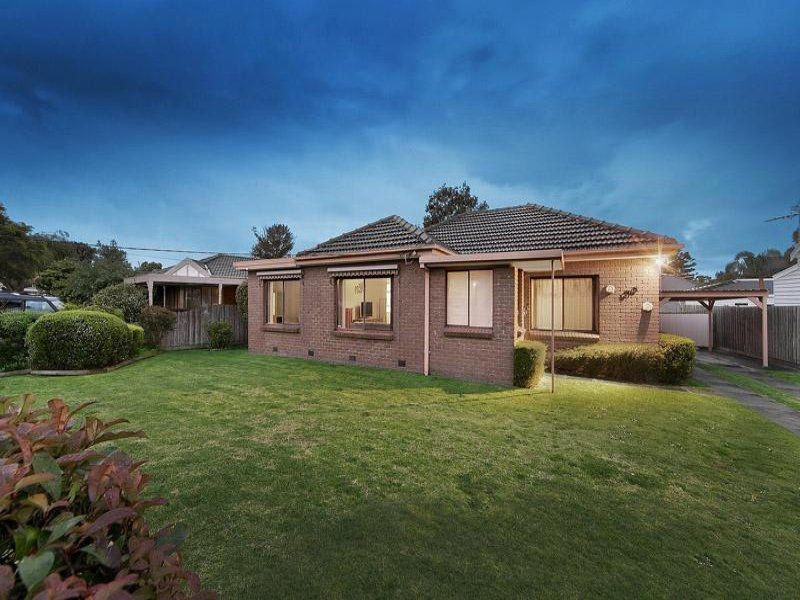 11 Belle Crescent, Mordialloc VIC 3195