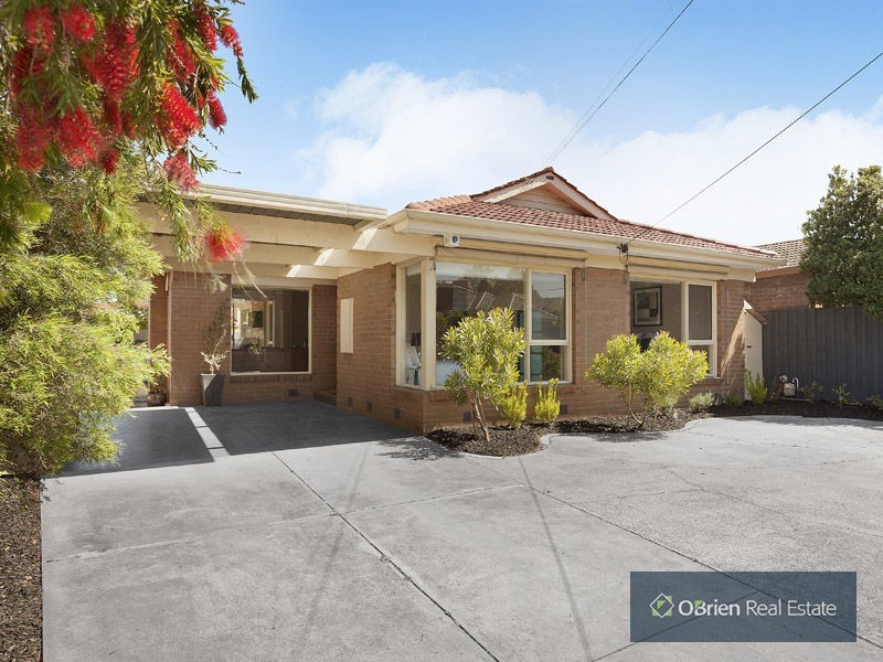 18 Alray Drive, Cheltenham VIC 3192