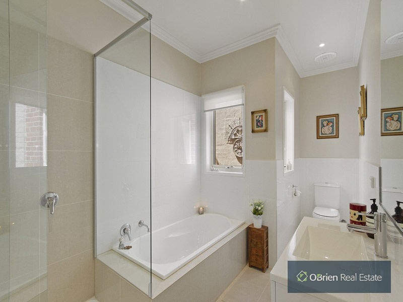 59 Bethell Avenue, Parkdale VIC 3195