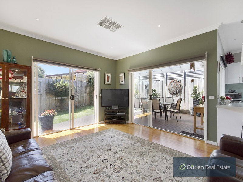 59 Bethell Avenue, Parkdale VIC 3195