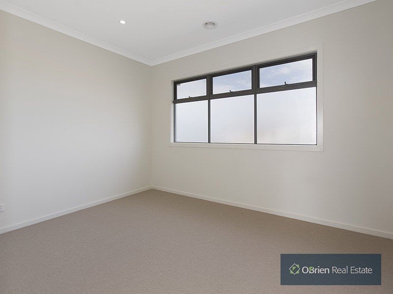 21 Rosette Crescent, Keysborough VIC 3173