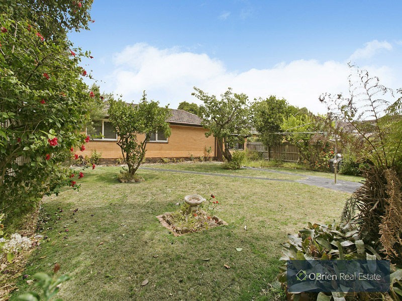 15 Weymar Street, Cheltenham VIC 3192