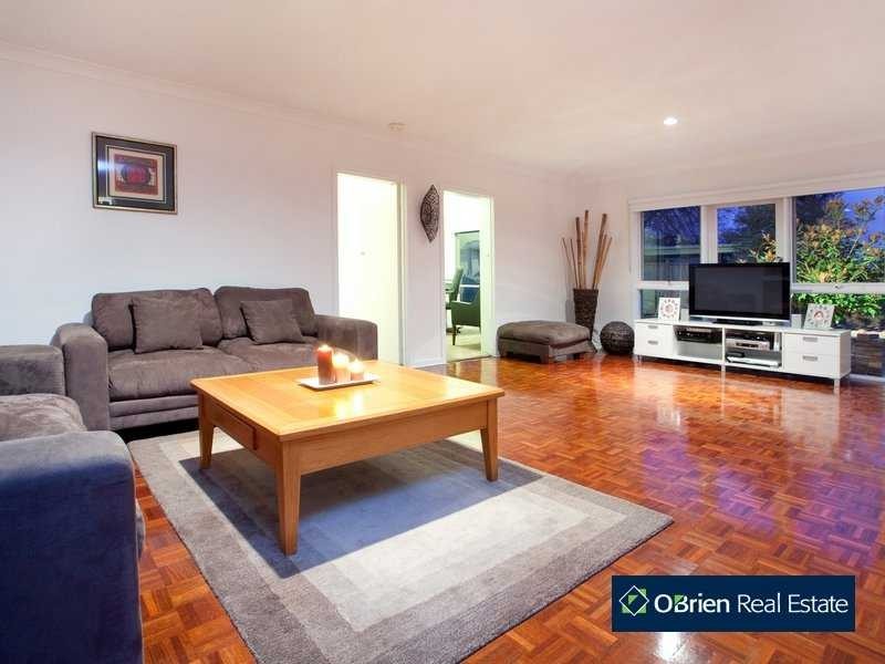 4-6 Rydaldene Way, Berwick VIC 3806