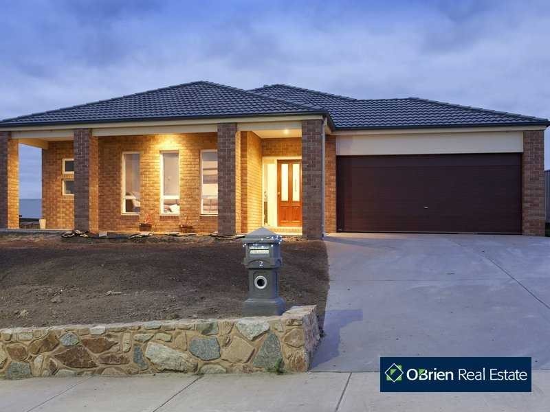 32 Overland Rise, Pakenham VIC 3810
