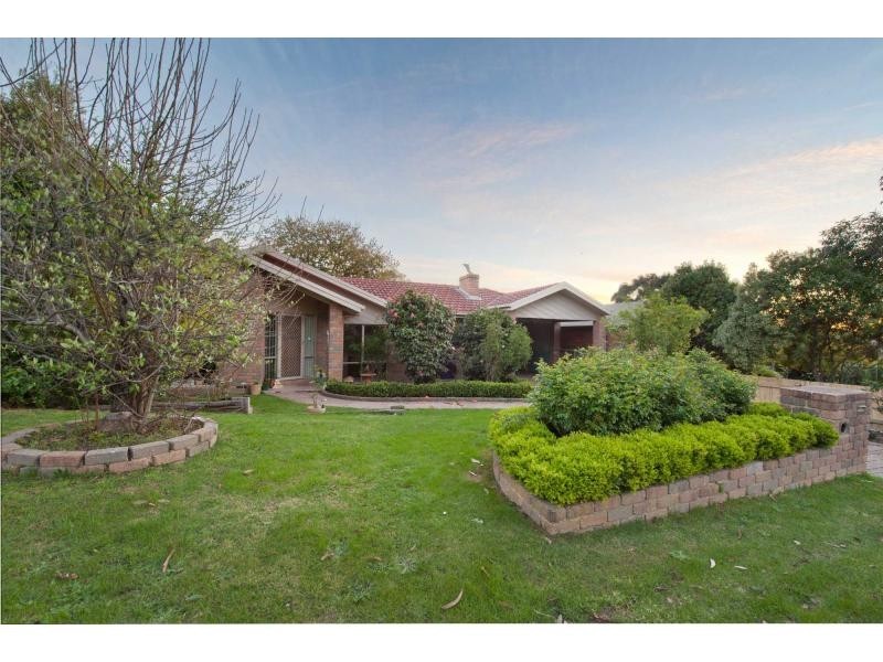 13 Andrew Court, Pakenham VIC 3810