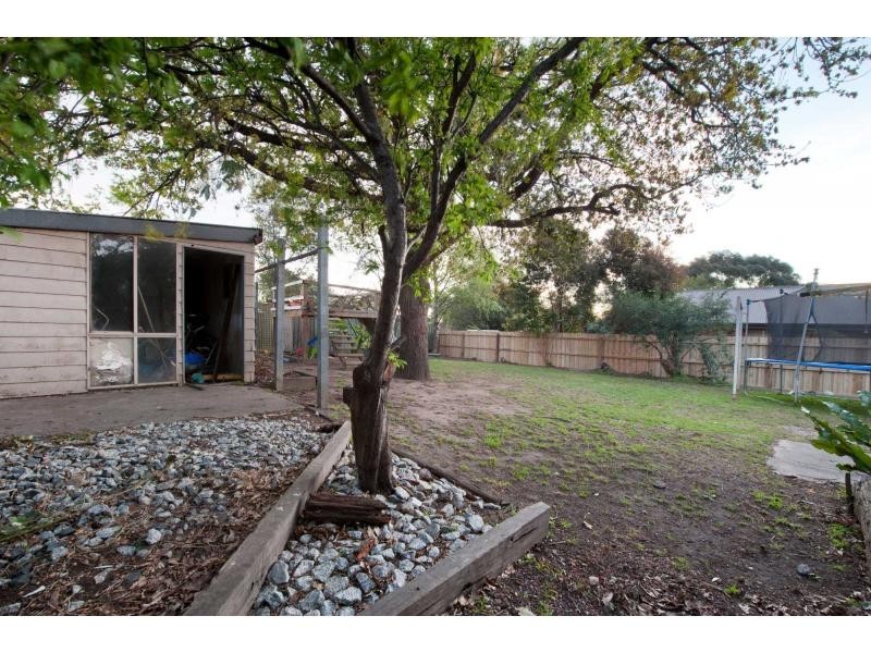 13 Andrew Court, Pakenham VIC 3810