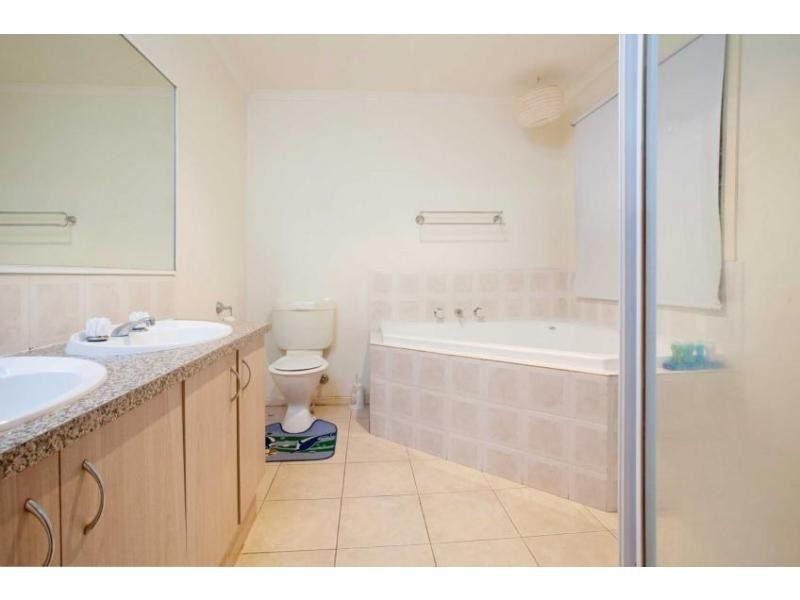 1 Littlecroft Avenue, Narre Warren South VIC 3805