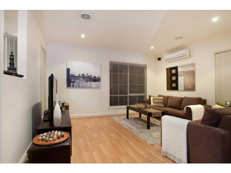 6/1-3 Young Road, Hallam VIC 3803