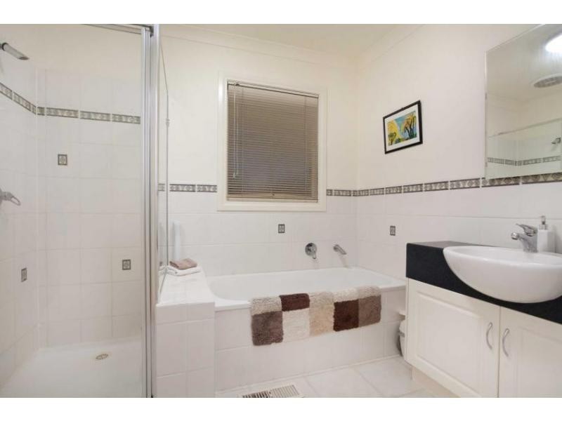 6/1-3 Young Road, Hallam VIC 3803