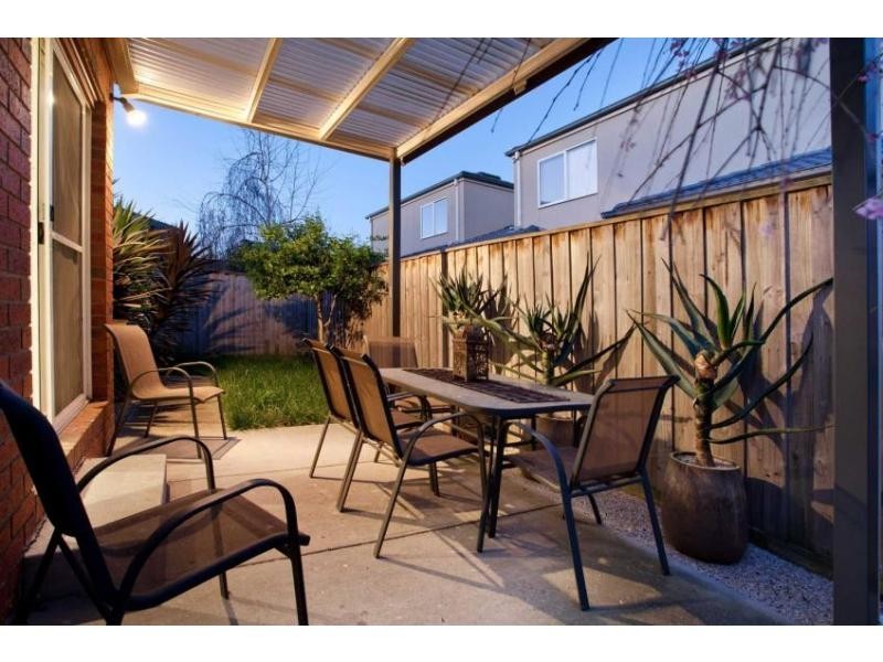 6/1-3 Young Road, Hallam VIC 3803