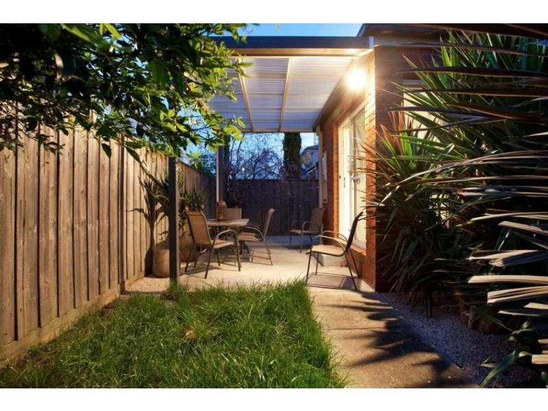 6/1-3 Young Road, Hallam VIC 3803